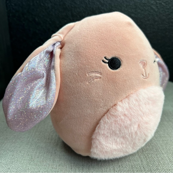 8โ ๐ฐ Satine the Easter Bunny ๐ฃ Squishmallow NWT - Picture 2 of 7